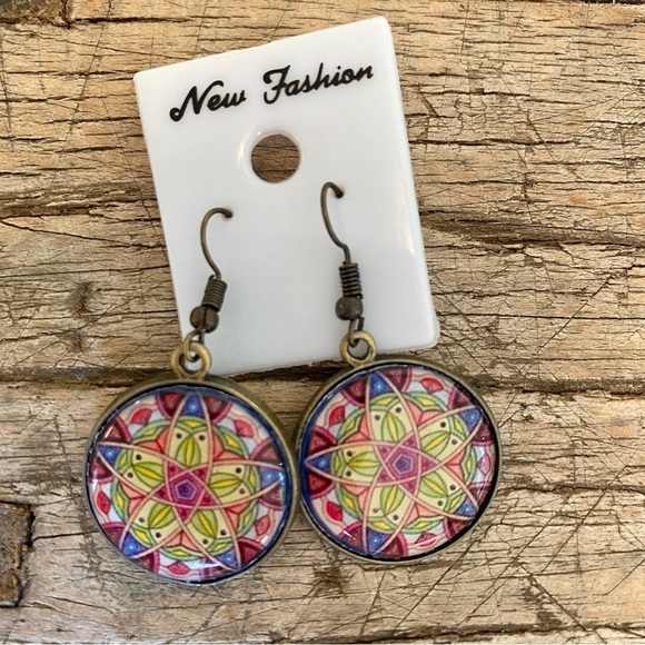 NWT Round Hippie Hook Dangle Earrings - Picture 7 of 7